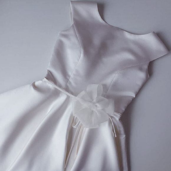 Nesplývavé látky na svatební šaty