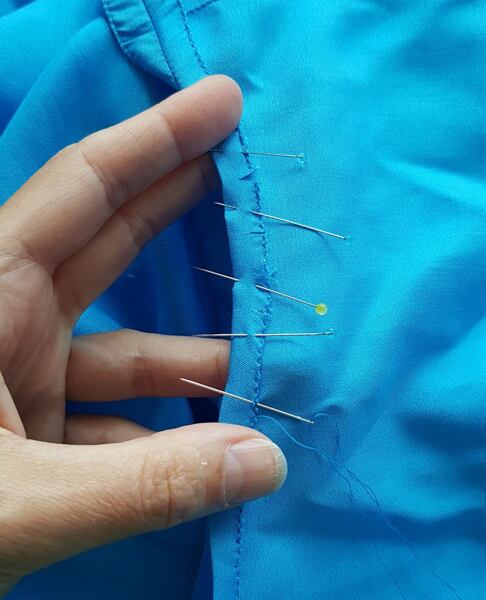 střih na šaty, jednoduché letní šaty, šaty z pravého hedvábí 