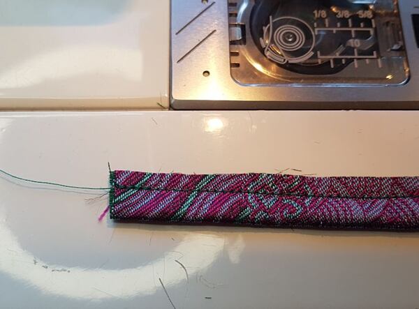 Dámský bomber - šití poutka na zavěšení