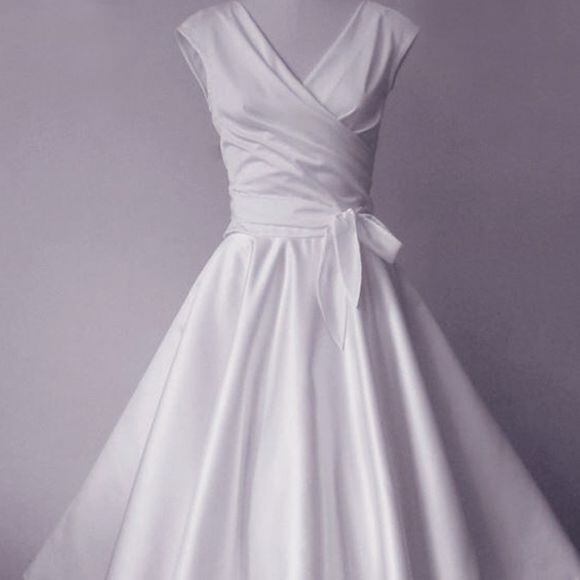 Nesplývavé látky na svatební šaty