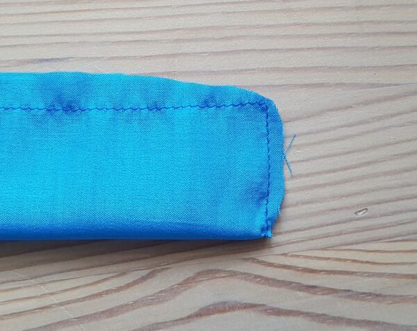 střih na šaty, jednoduché letní šaty, šaty z pravého hedvábí 