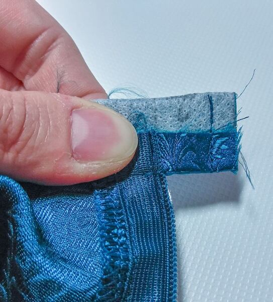 Jak ušít kolovou sukni – odšití špičky a podkrytu