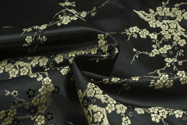 Brokát sakura, černý
