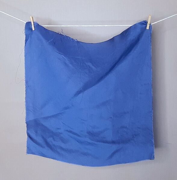 Jak prát hedvábí - vzorek serže po vyprání