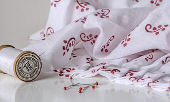 Látky a móda empíru