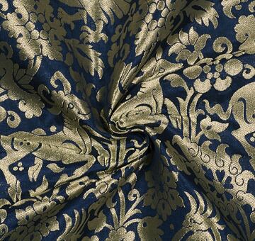 Jedwabny brokat z jeleniami i pelikanami, tkany złotą nicią, niebieski