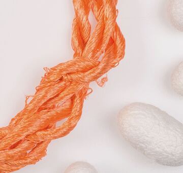 Przędza do haftu, 100% jedwab, pomarańczowa 16-4