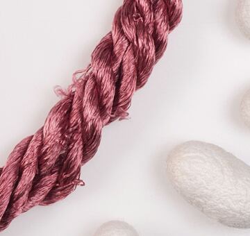 Przędza do haftu, 100% jedwab, stary róż 88-5