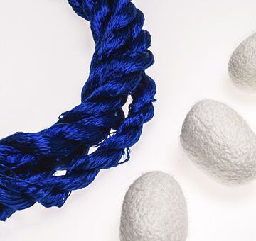 Przędza do haftu, 100% jedwab, błękit królewski 100-2