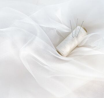 Francuska krepina jedwabna, biała kość słoniowa