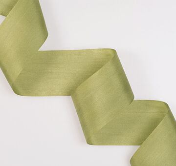 Hedvábná stuha 3,2 cm, olivově zelená