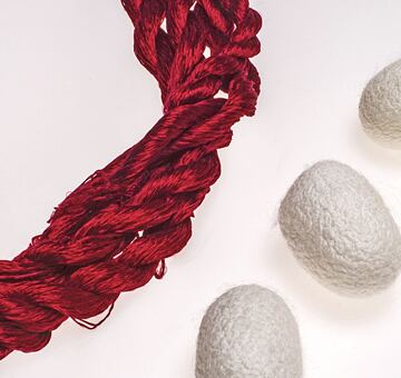 Przędza do haftu, 100% jedwab, czerwona 18-3