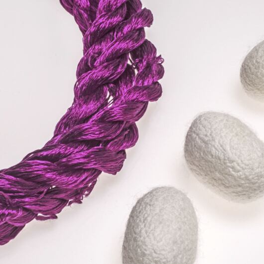 Nić do haftu, 100% jedwab, fioletowa