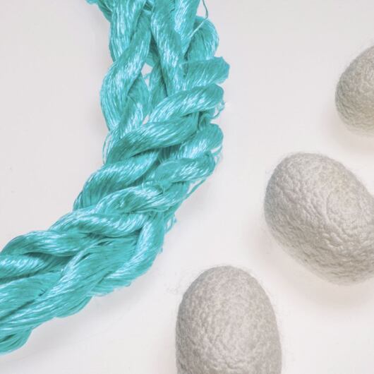 Nić do haftu, 100% jedwab, niebieska