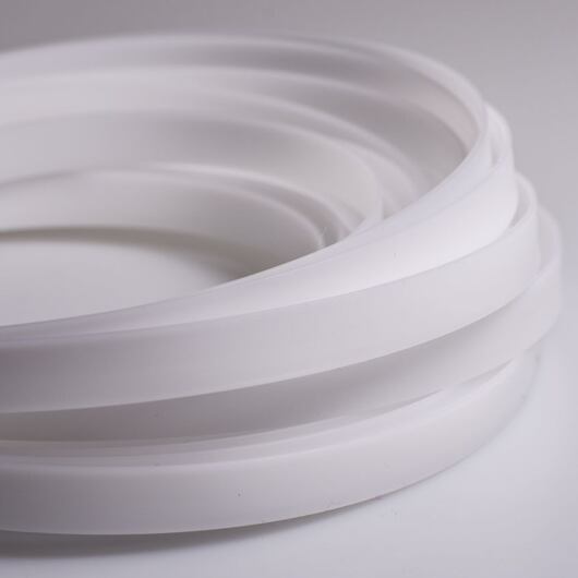 Kostice plastové ploché 10mm, 10m