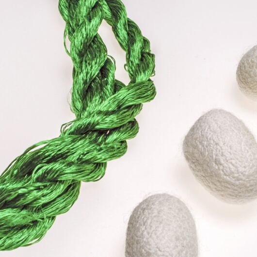 Nić do haftu, 100% jedwabiu, zielona