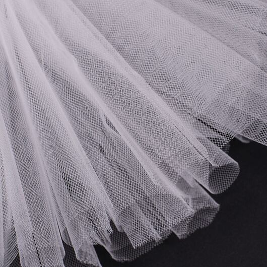 Tkanina tiulowa o szerokości 300 cm, biała