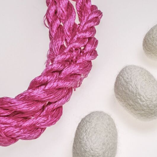 Nić do haftu, 100% jedwab, różowy