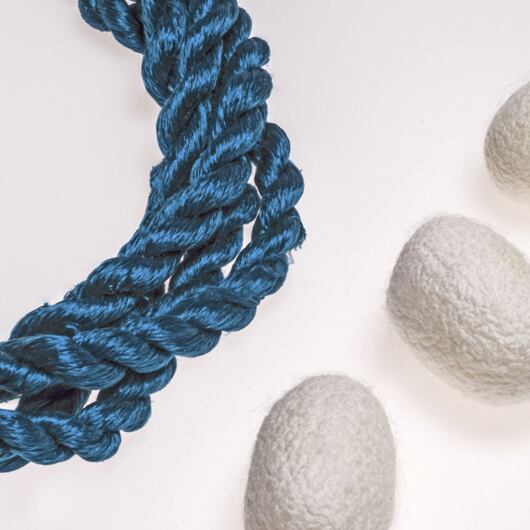 Nić do haftu, 100% jedwab, niebieska