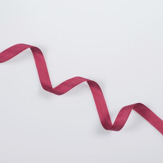 Szerokość jedwabnej wstążki 1 cm