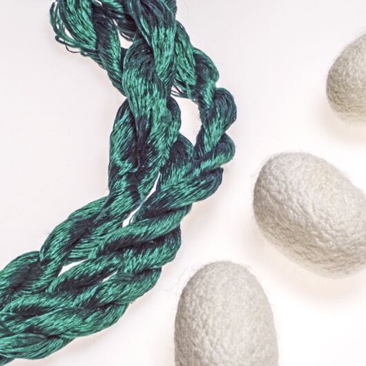 Nić do haftu, 100% jedwabiu, zielona