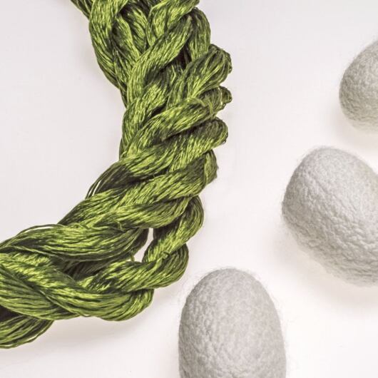 Nić do haftu, 100% jedwabiu, zielona