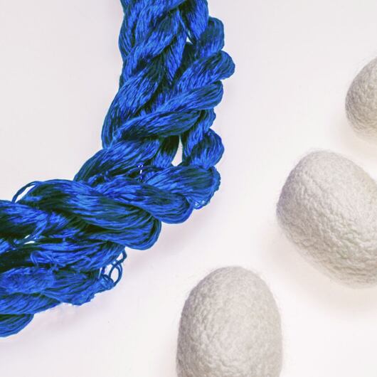 Nić do haftu, 100% jedwab, niebieska