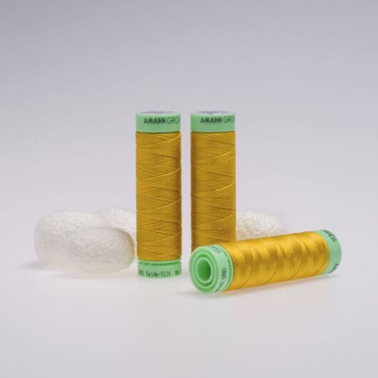 Hedvábná nit, žlutá