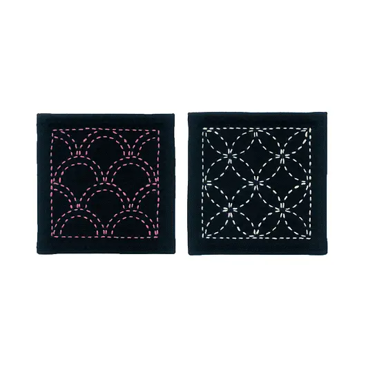 Sashiko startovací sada 10 x 10 cm SEDM POKLADŮ a VLNY OCEÁNU, indigo