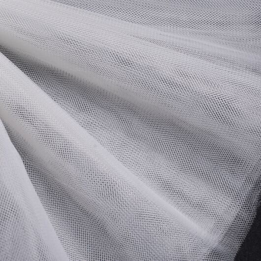 Biały tiul o szerokości 300 cm