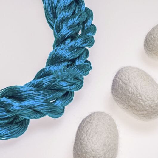 Nić do haftu, 100% jedwab, niebieska