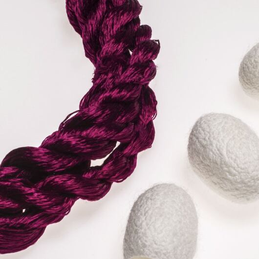 Nić do haftu, 100% jedwab, fioletowa